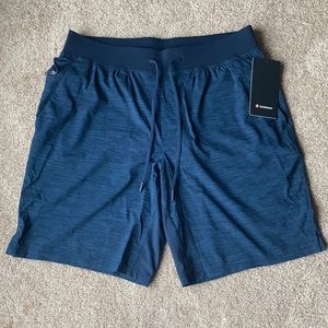 NWT Lululemon THE short 9” Lined L